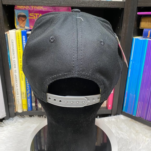 BATMAN BAT SIGNAL BLACK & GRAY SNAPBACK HAT "NWT" - Picture 3 of 5